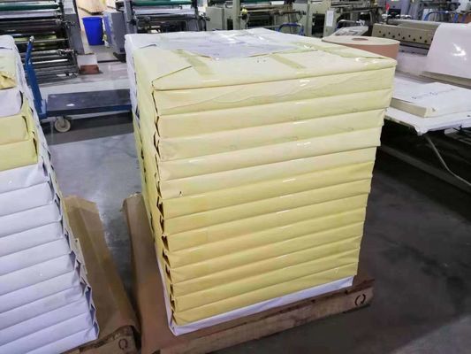 Se acepta el pedido personalizado de papel autoadhesivo recuberto de fundición para embalajes de etiquetas