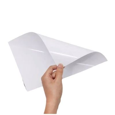 Papel de cartón de arte mate en rollos con recubrimiento de PE C2S para aplicaciones de impresión y embalaje