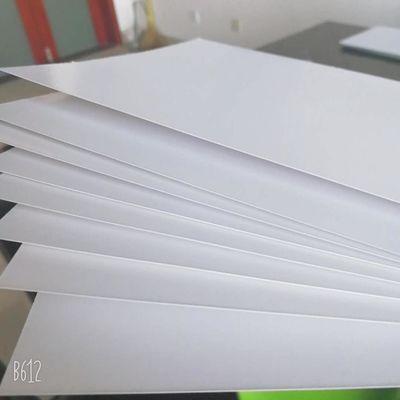 NINGBO FOLD C2S Tarjeta de arte hecha de madera de pulpa material de recubrimiento de kaolinita para alto brillo