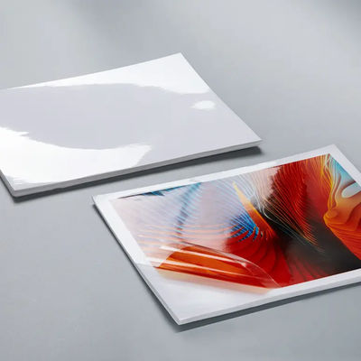 Papel profesional antiarrugas 190-200gsm C2S Papel de arte recubierto de brillo para personalización
