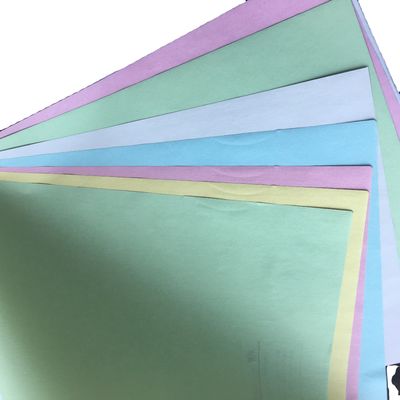 48-80 gm Papel sin carbono de color de pulpa de madera virgen para la fabricación de rollos de papel