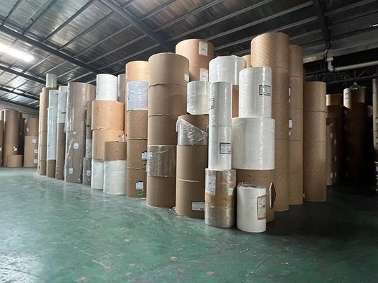 Impresión offset Compatible C2s 80gsm-250gsm Papel de arte Matt en el paquete Ream para revestido