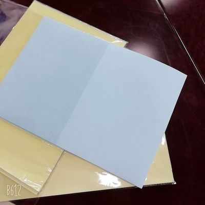 NO Rollo de papel sin carbono para facturas de papel Tamaños personalizados Calidad profesional