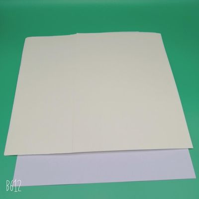 Papel de fijación sin madera de color crema de 68 a 118 gramos para impresión offset del molino Baiyun