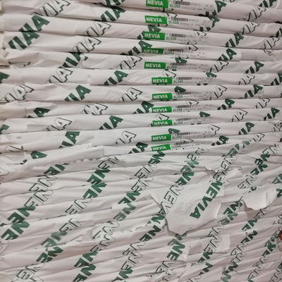 Papel de arte Nevia revestido de doble cara en un paquete de bobina / hoja para resultados profesionales