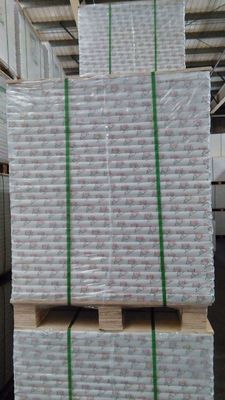 Papel de fijación de 100 gm-200 gm Papel de arte HuaTai en paquete de rebanada/rollo para revestimiento