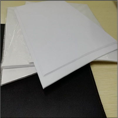 Papel de fijación de color de crema antiarrugas para requisitos del cliente