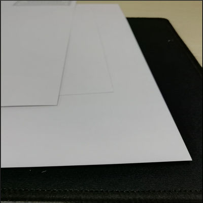 Impresión offset Papel de arte de celulosa químico-mecánico compatible Águila de nieve y duradero