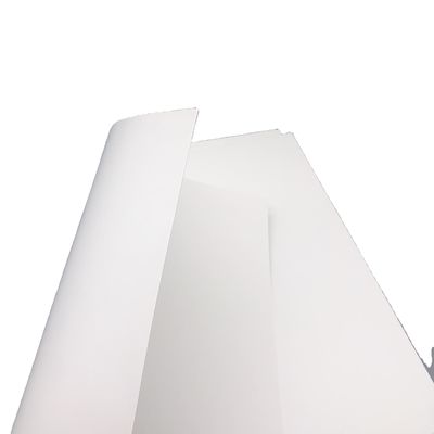 Papel de arte brillante revestido para revistas hecho de celulosa de madera de primera calidad