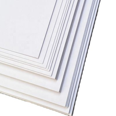 Papelería química-mecánica 230/250/300GSM C1S cartón de caja de marfil en hoja con 100% de pulpa de madera