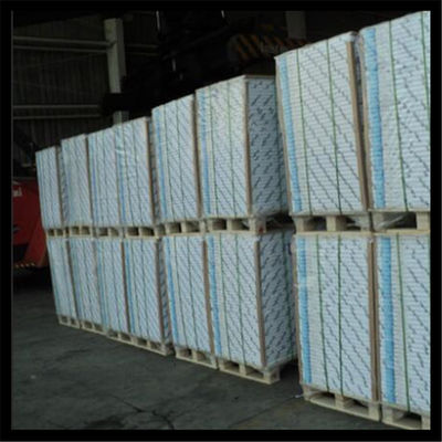 Solución de embalaje personalizable Ningbo Fold FBB con material de pasta de madera blanca