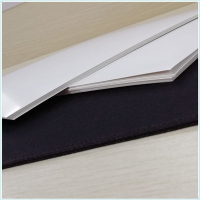 Productos digitales embalaje C1s cartón de papel por encima de 190G Compatible con impresión offset