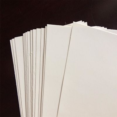 Pulpa de madera Ningbo Fold FBB/Tablero de marfil El material de embalaje e impresión perfecto