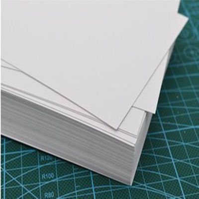 Embalaje industrial de alimentos 210/230/250/270/300/350/400gsm IPSUN STARSPARK FBB cartón de marfil